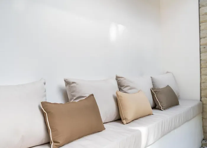 2br Modern - Quiet & Peaceful - Walk To Ulu Villa