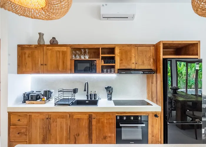 2br Modern - Quiet & Peaceful - Walk To Ulu Villa